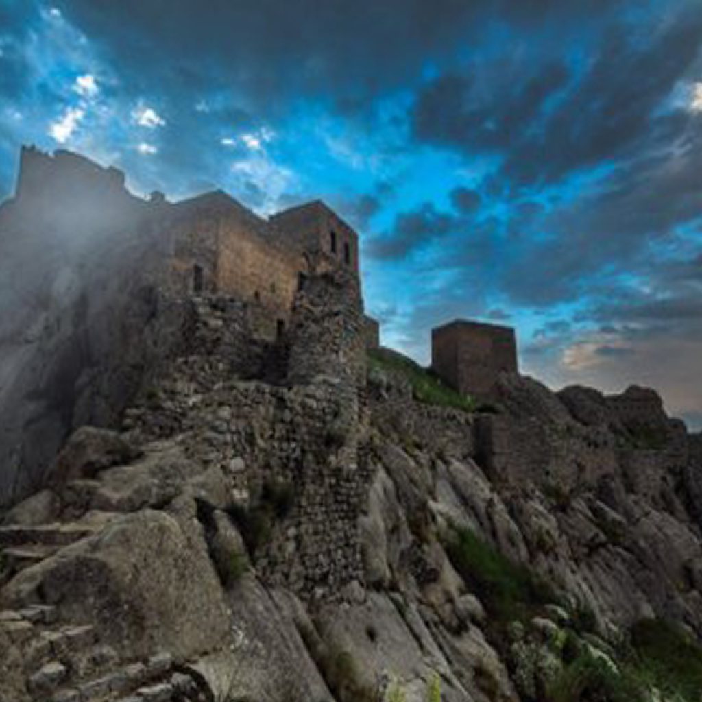 قلعه بابک
